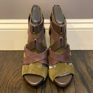 Fergie heels
